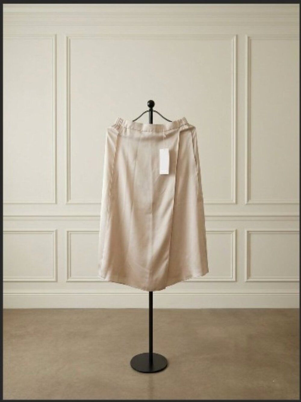 NWT! Vince. Drape Panel 100% Silk Skirt XS in Sandstone